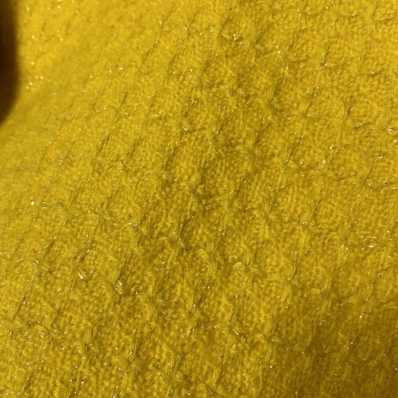 RARE!! Juicy Couture canary yellow 98% wool, detachable faux fur, button down M - Picture 3 of 17